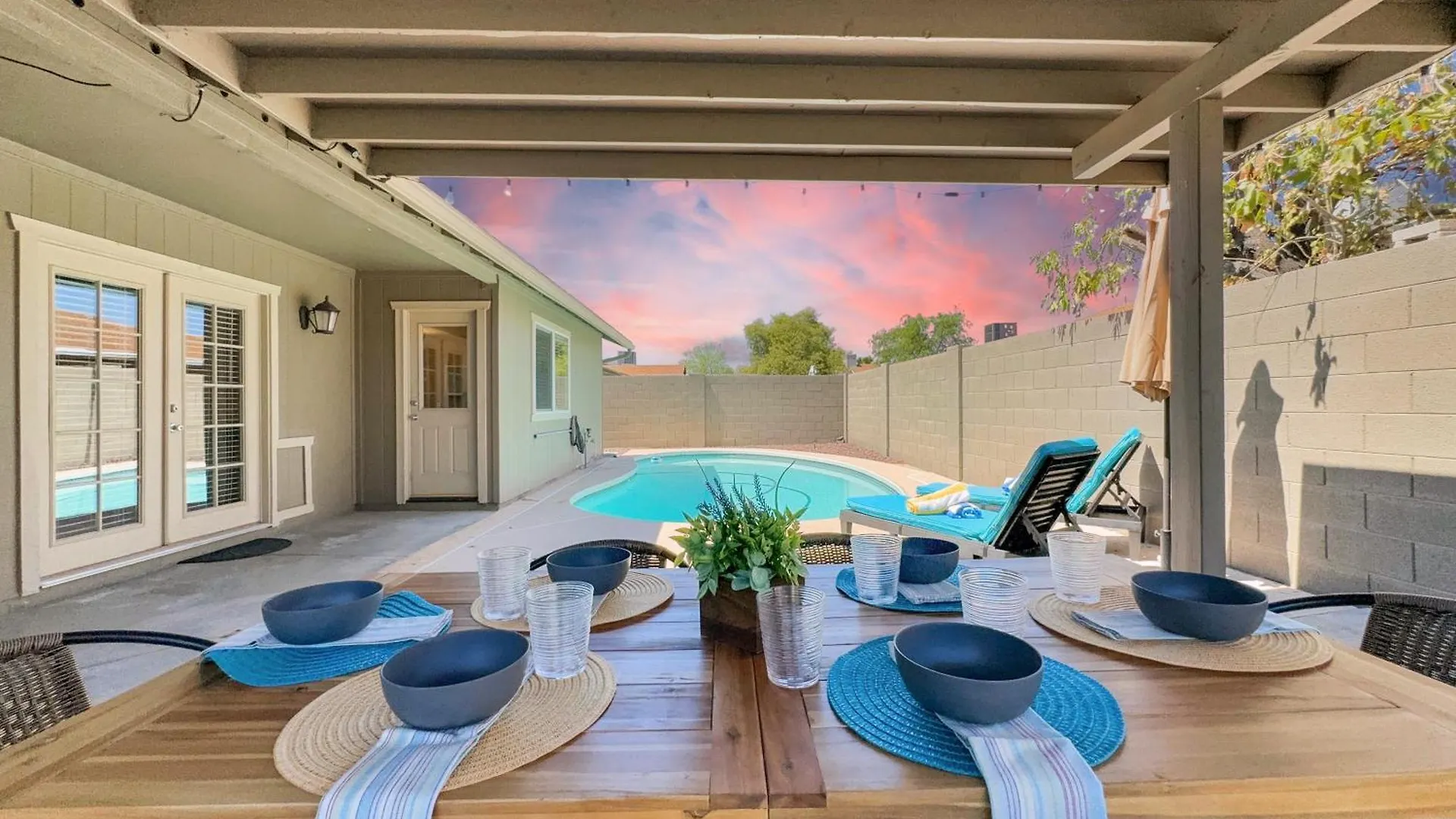 Yorkshire Glendale Villa Phoenix
